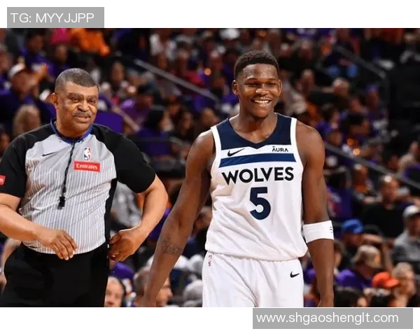 英中男篮对决激战正酣谁能在国际赛场上笑到最后